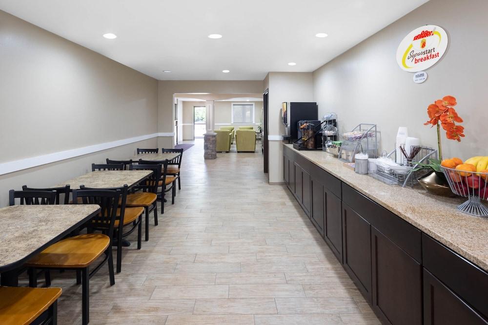 Fairbridge Express Hotel 2*