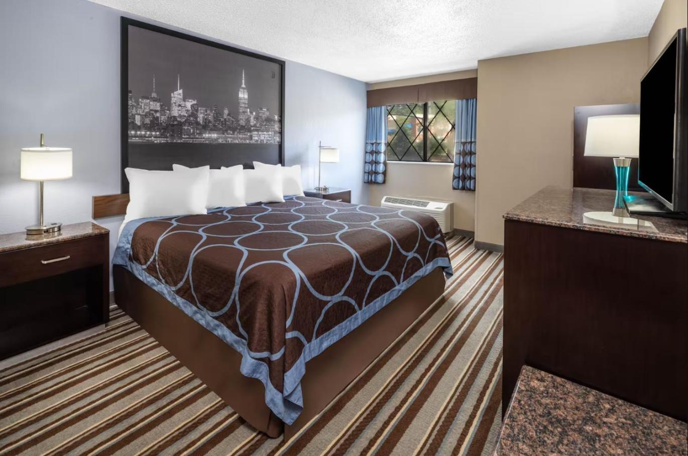 Hotel Fairbridge Express