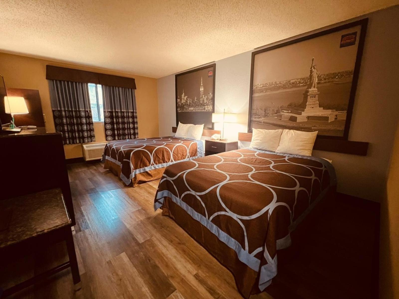 Hotel Fairbridge Express